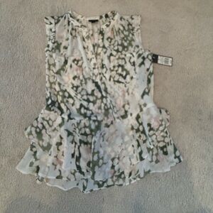 Merona Green and Pink Floral Women's Top